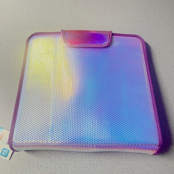 COPY - Three ring binder - Picture 10 of 13